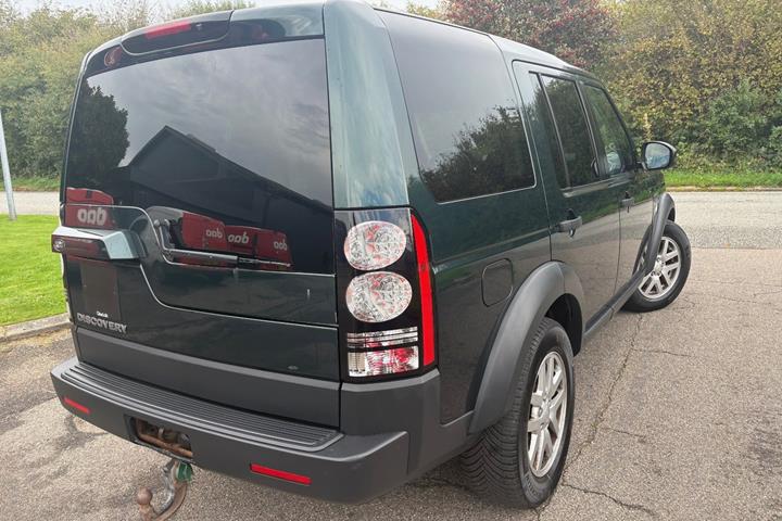 Grøn Land Rover Discovery 4 fra 2015