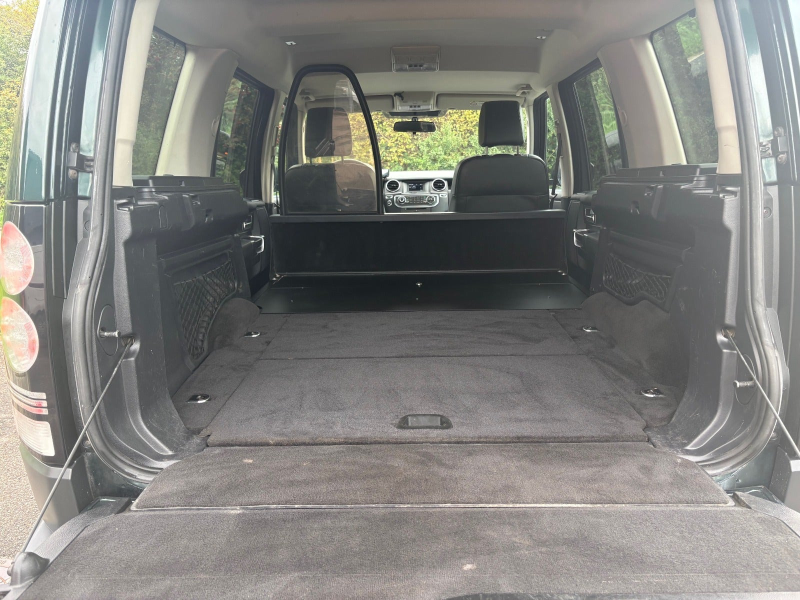 Grøn Land Rover Discovery 4 fra 2015