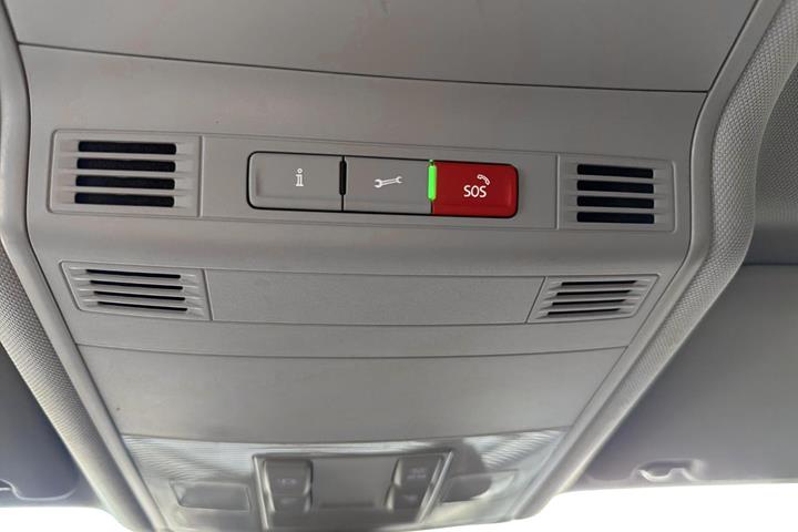 Sort VW Touran fra 2021