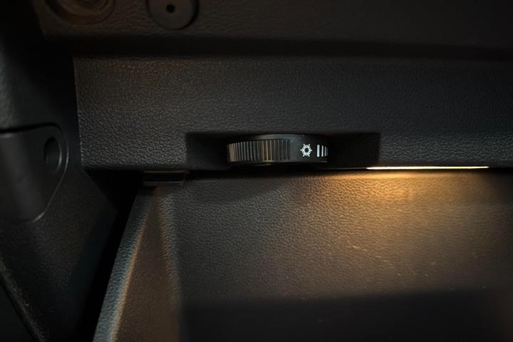 Sort VW Touran fra 2021