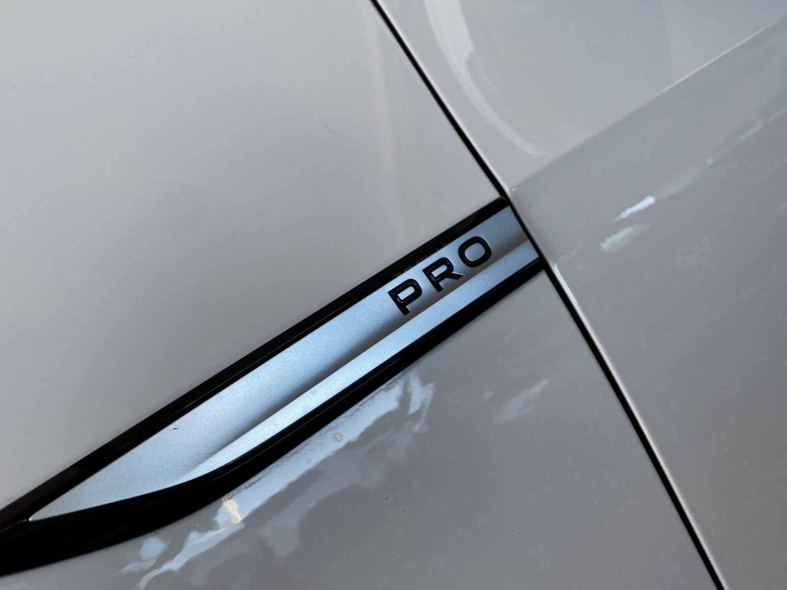 Hvid VW ID.3 fra 2023