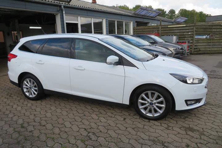Hvid Ford Focus fra 2018