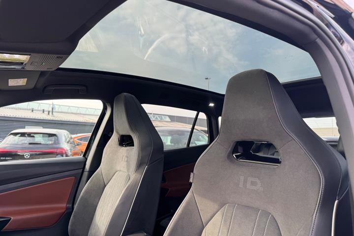 Sort VW ID.4 fra 2025