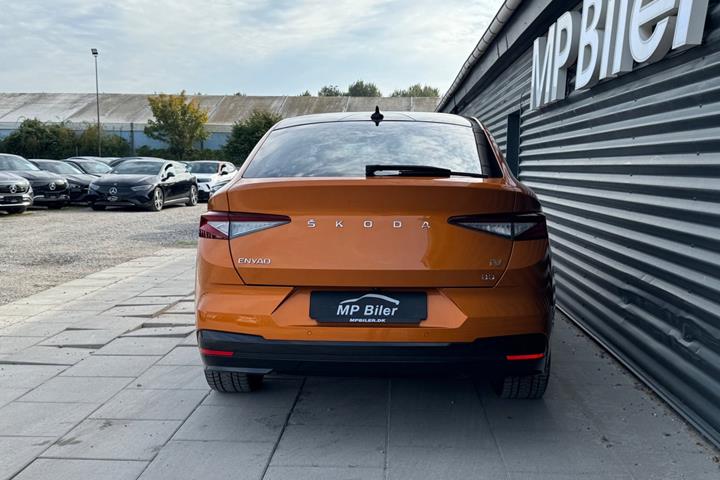 Bronze Skoda Enyaq fra 2023