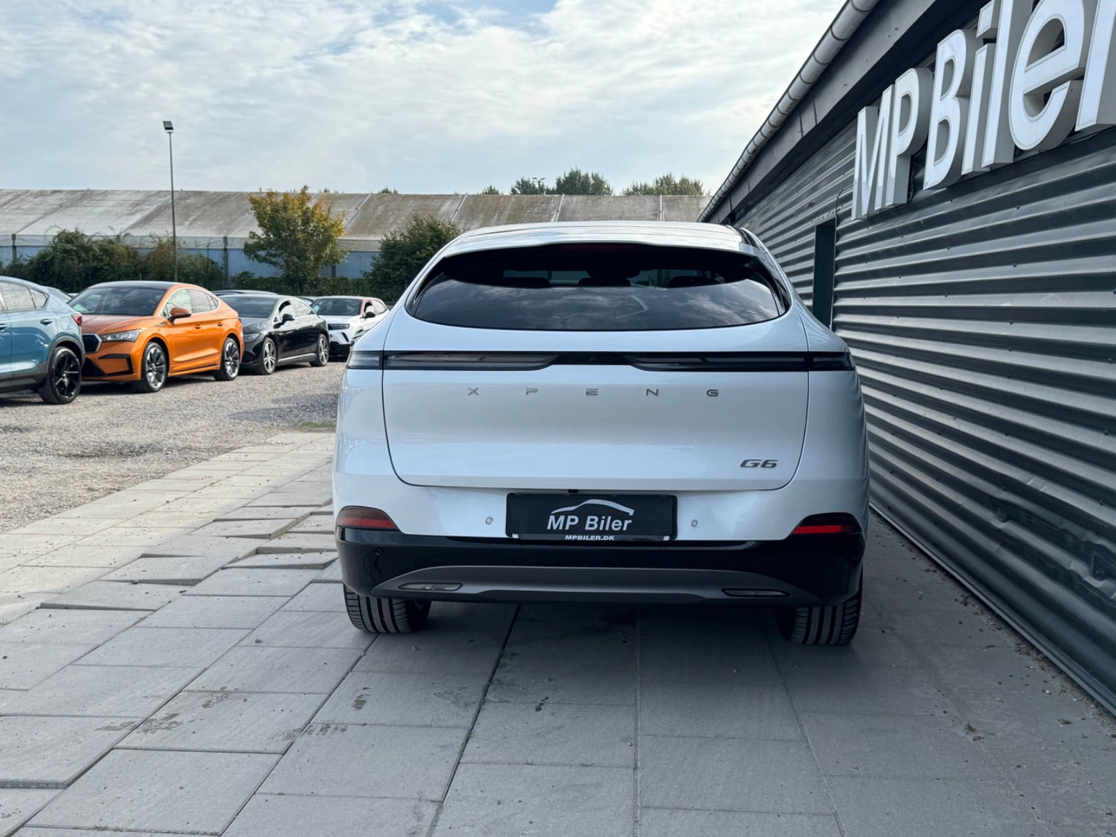 Hvid Xpeng G6 fra 2024