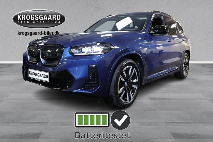 Blå BMW iX3 fra 2023