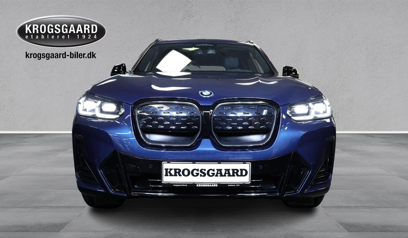 Blå BMW iX3 fra 2023