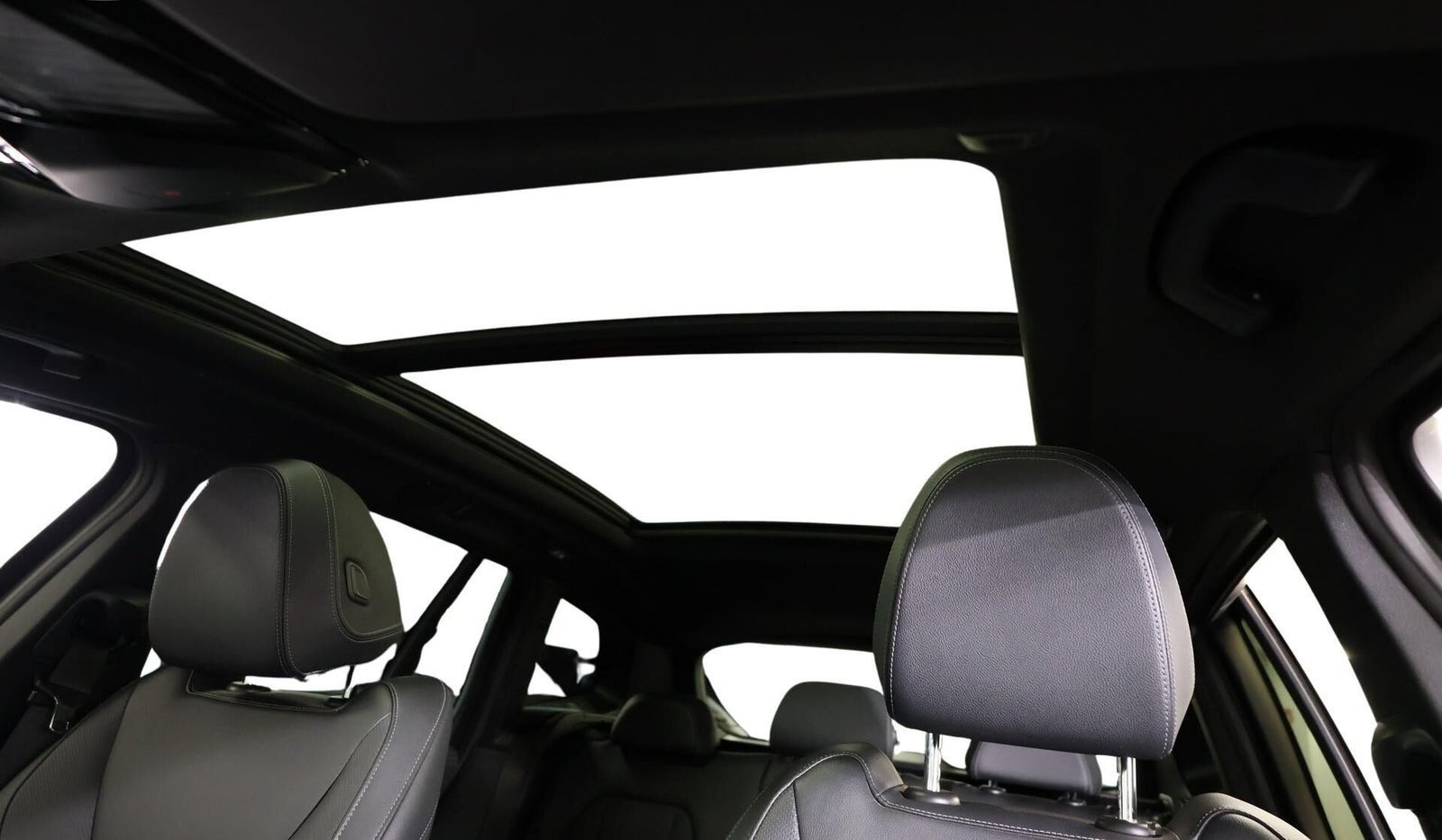 Blå BMW iX3 fra 2023