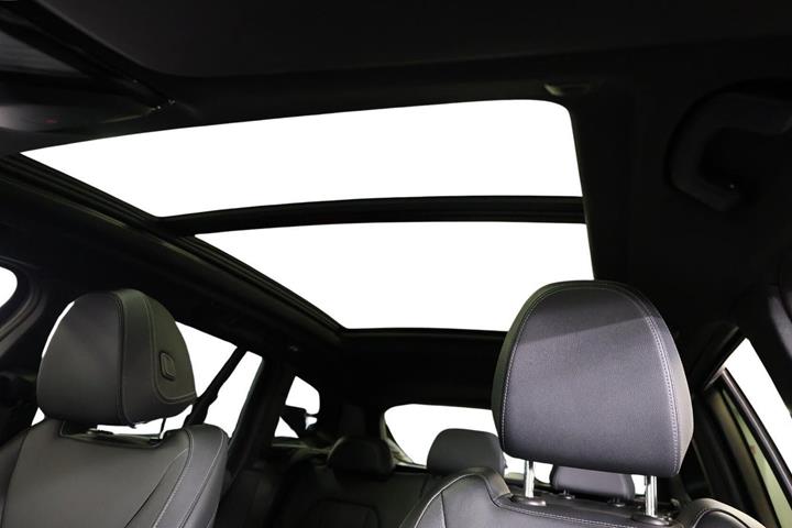 Blå BMW iX3 fra 2023