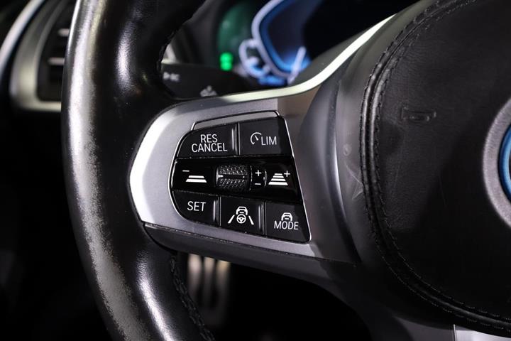 Blå BMW iX3 fra 2023