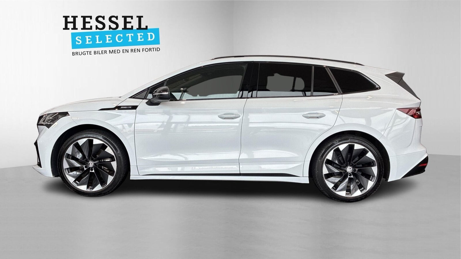 Hvid Skoda Enyaq fra 2023