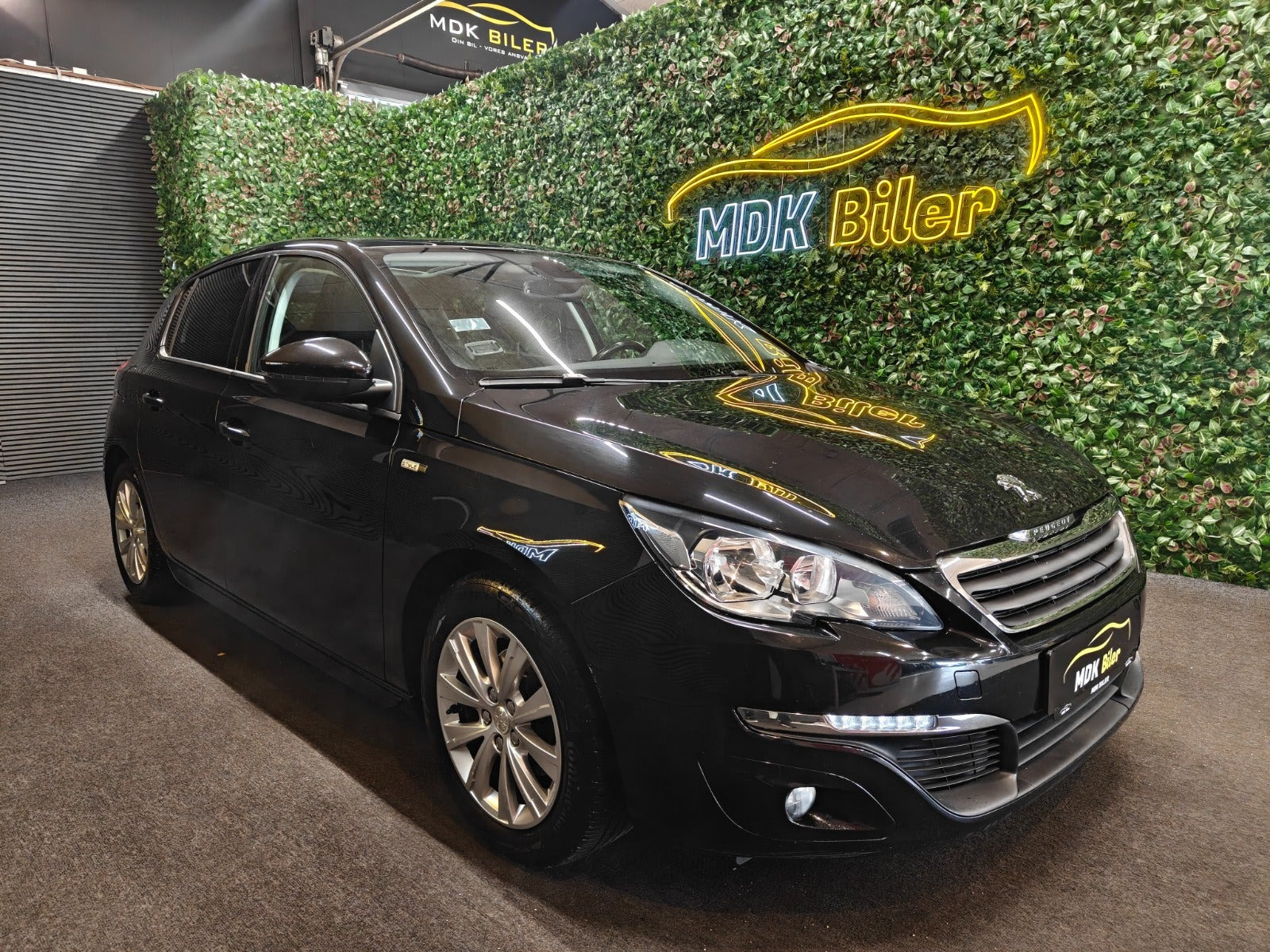Peugeot 308 1,6 BlueHDi 120 Allure Sky