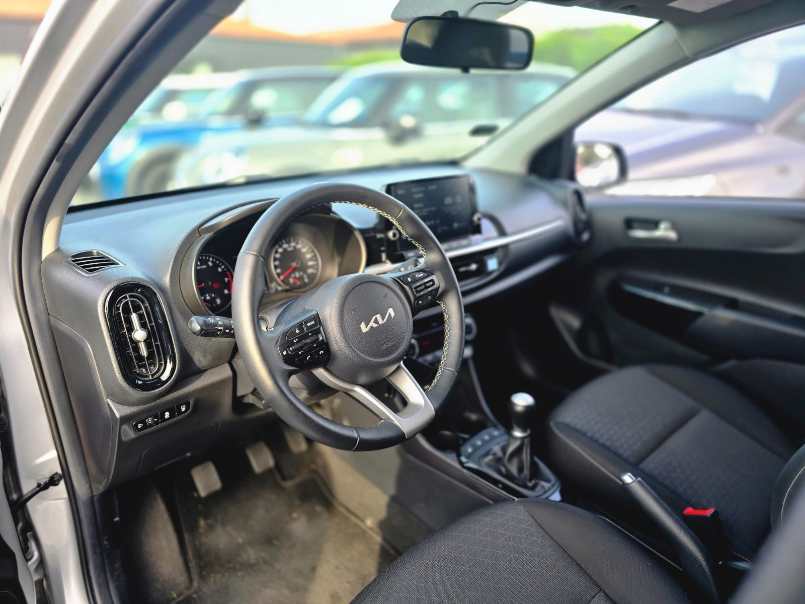 Sølv Kia Picanto fra 2022