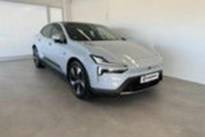 Sølv Polestar 4 fra 2026