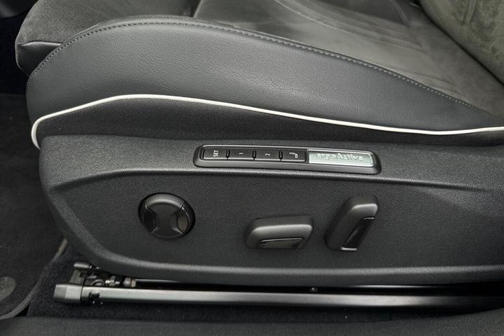 Blå VW ID.5 fra 2023