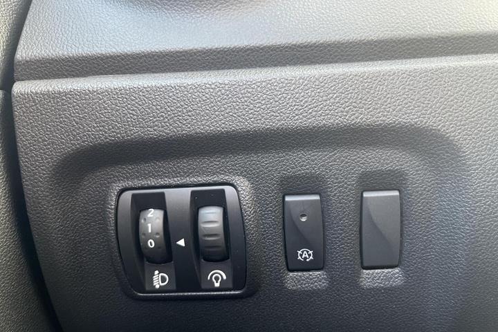 Hvid Renault Captur fra 2017