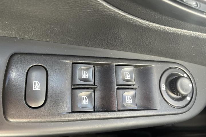 Hvid Renault Captur fra 2017
