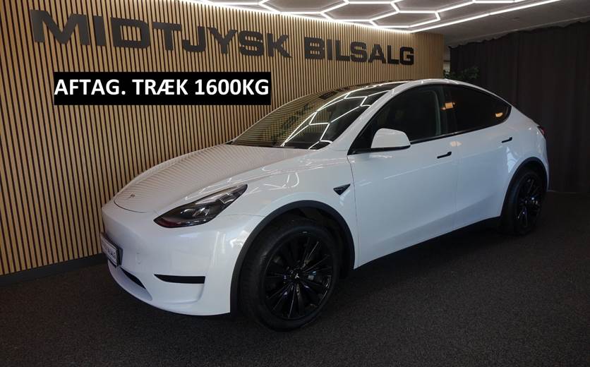 Tesla Model Y RWD