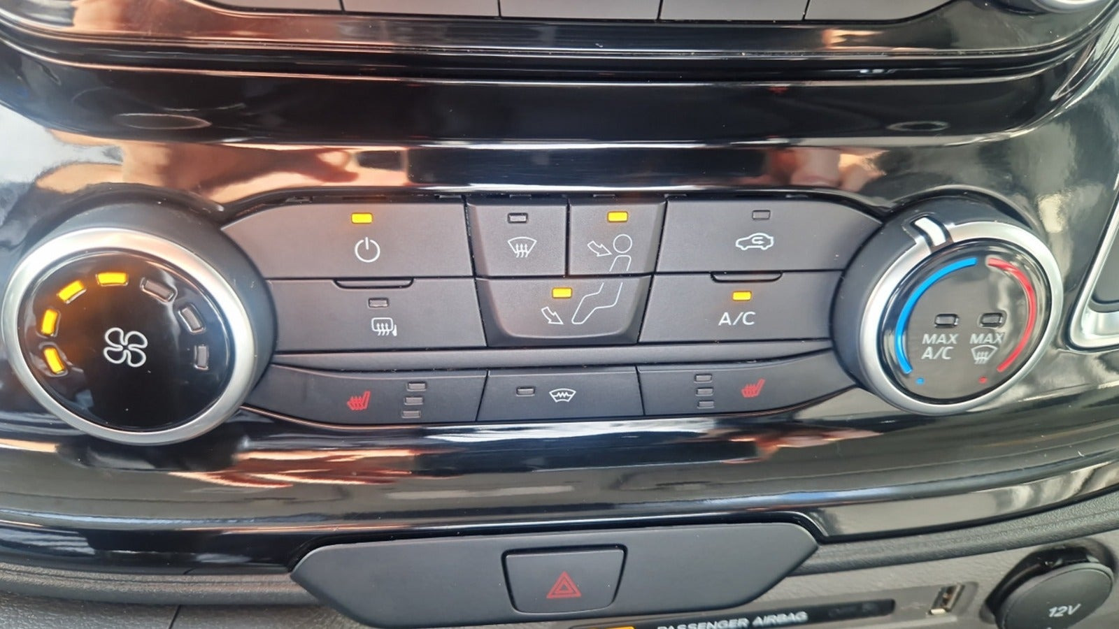 Grå Ford Transit Custom 320 L2 fra 2023