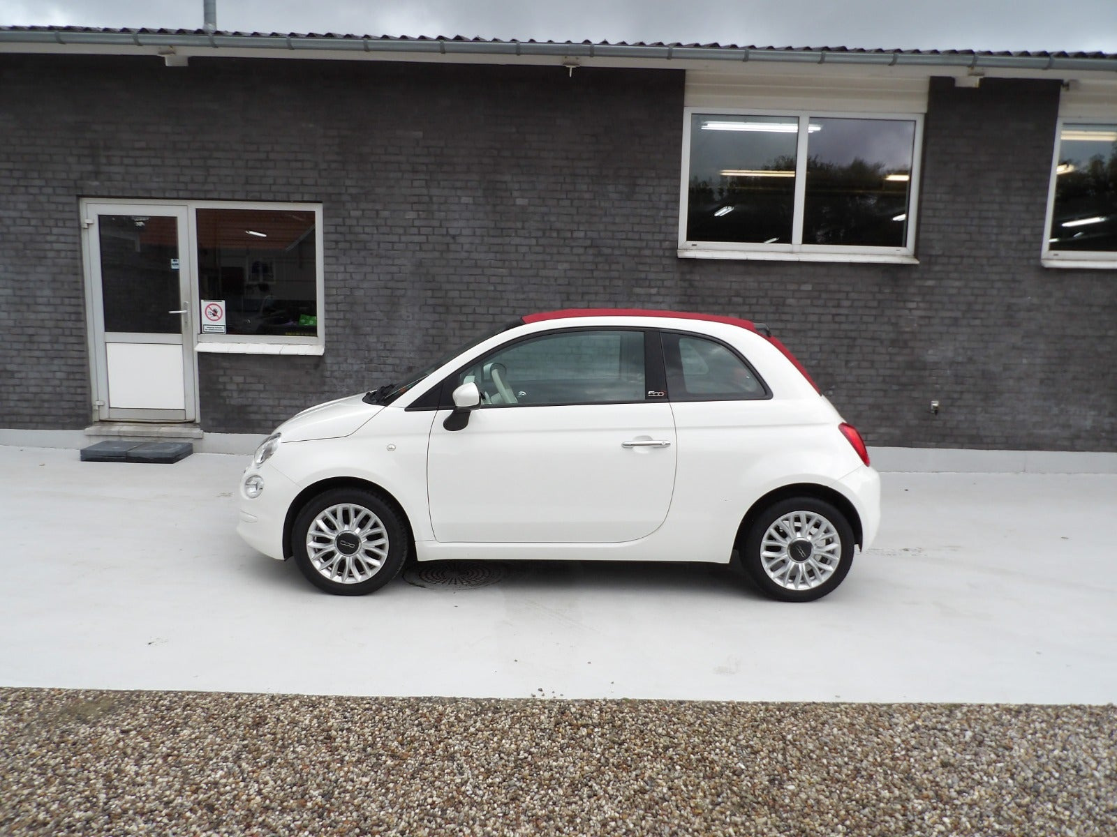 Hvid Fiat 500C fra 2016