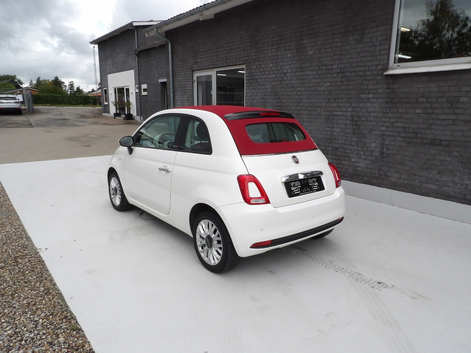 Hvid Fiat 500C fra 2016