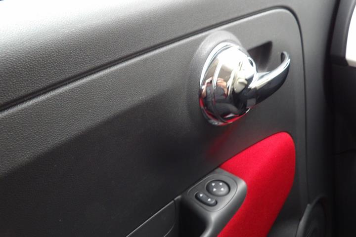 Hvid Fiat 500C fra 2016