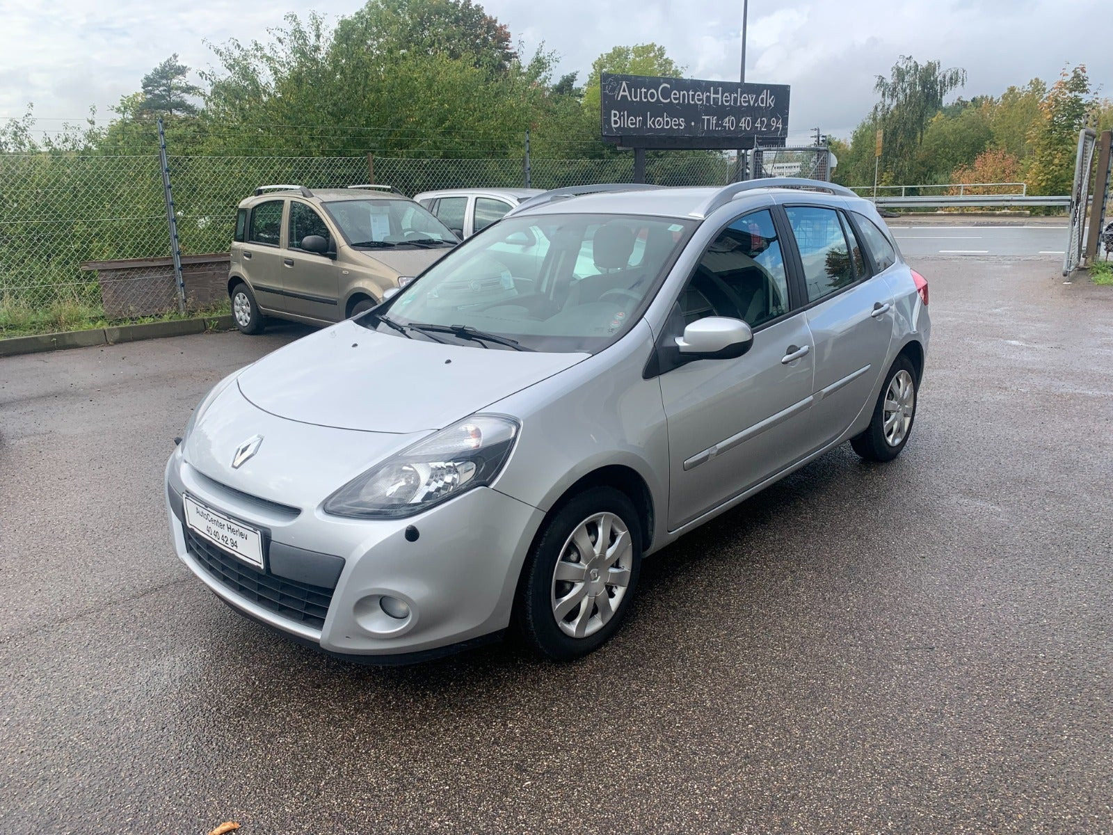 Sølv Renault Clio III fra 2012
