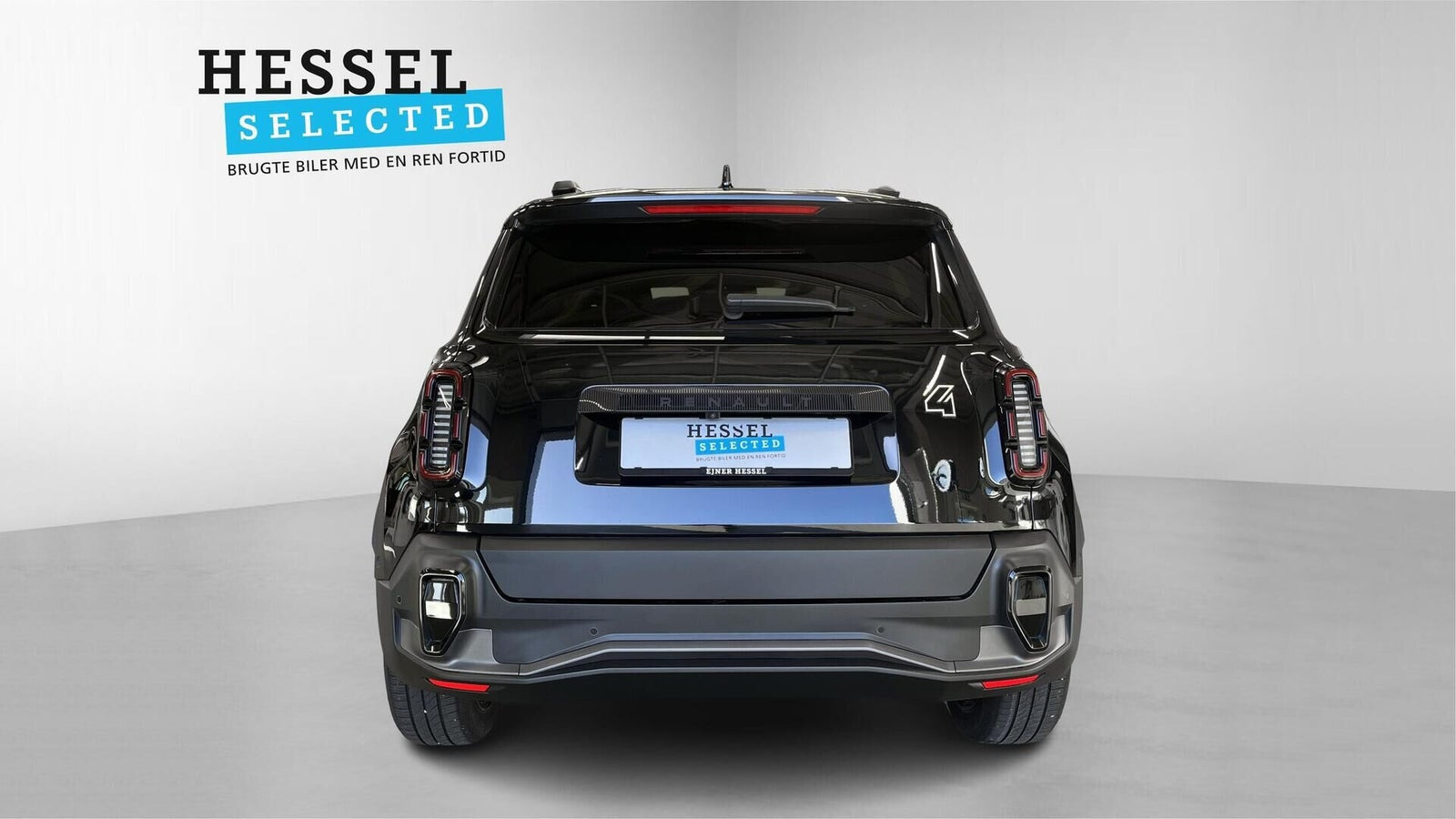 Sort Renault 4 E-Tech fra 2026