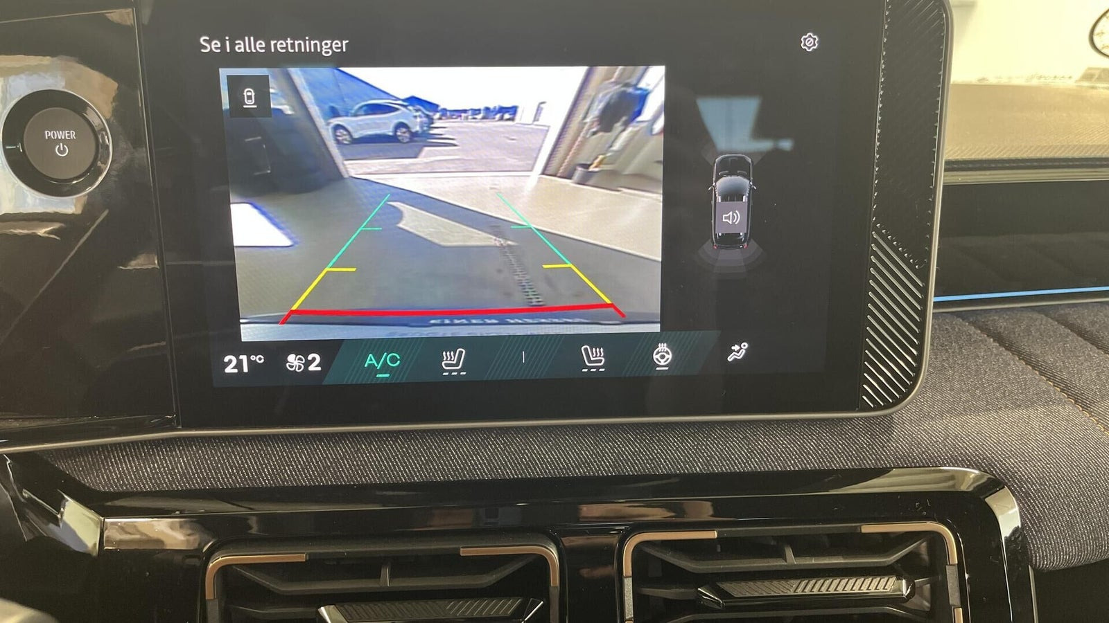 Sort Renault 4 E-Tech fra 2026