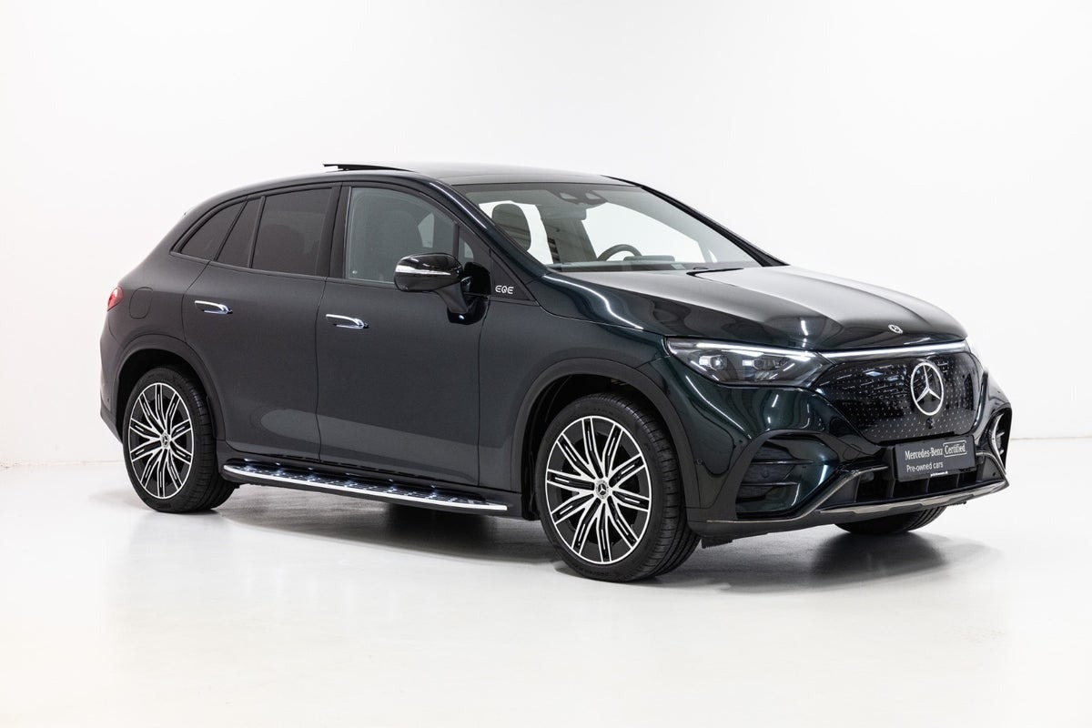 Grøn Mercedes EQE350 SUV fra 2025