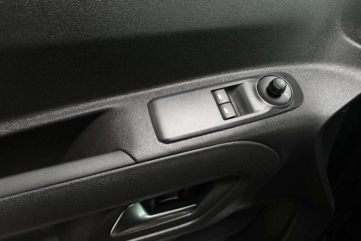 Grøn Citroën ë-Berlingo fra 2025