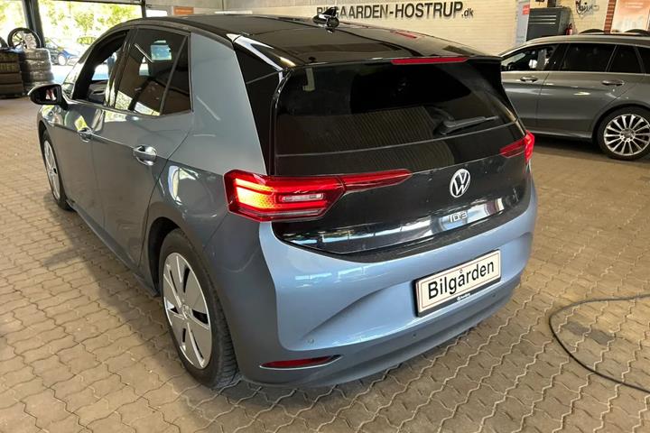 Blå VW ID.3 fra 2021