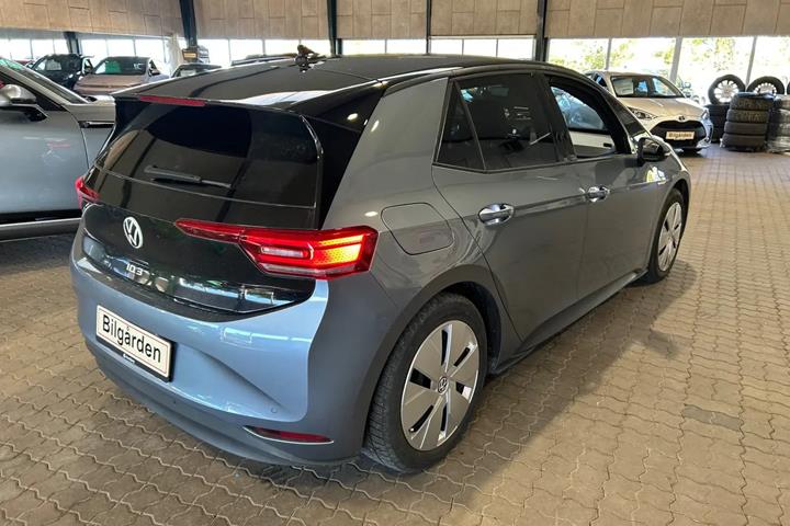 Blå VW ID.3 fra 2021