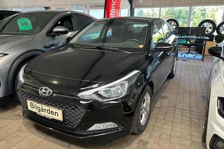 Sort Hyundai i20 fra 2017