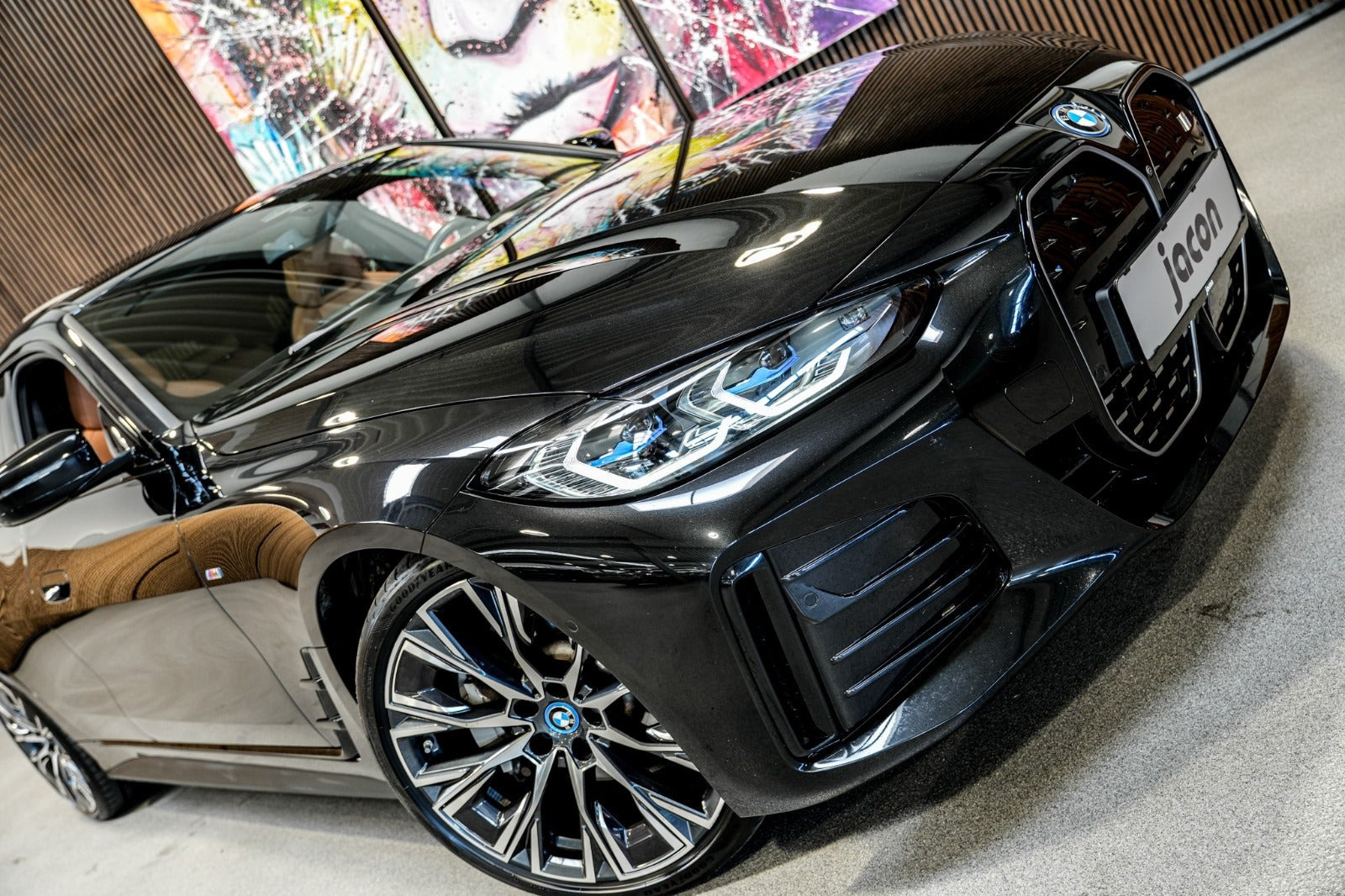 Sort BMW i4 fra 2023