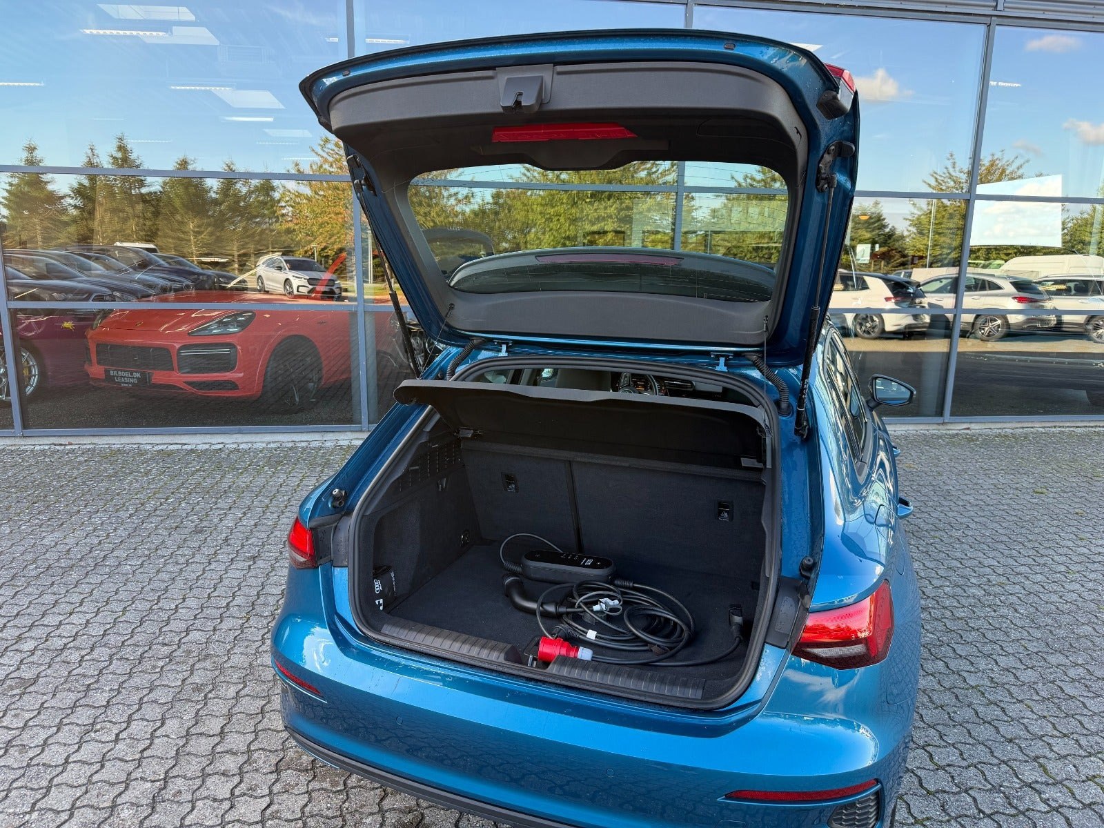 Blå Audi A3 fra 2021