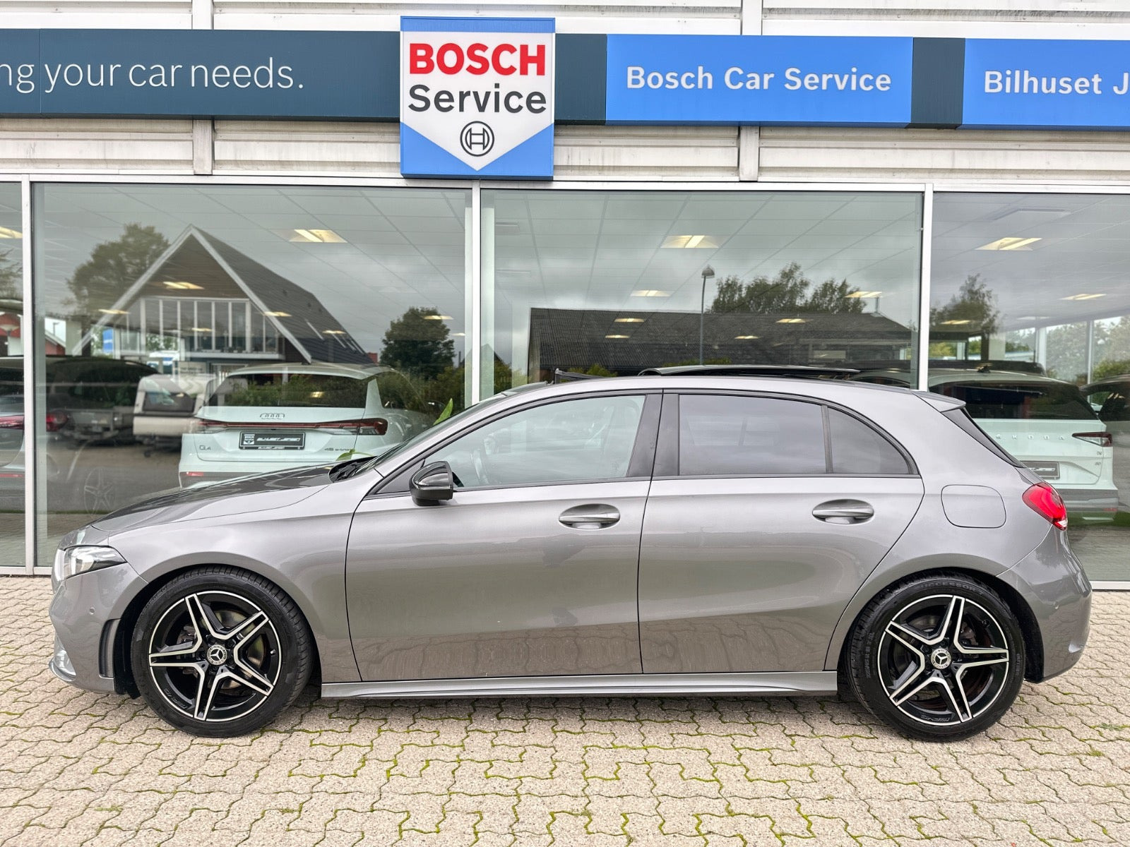 Sort Mercedes A200 fra 2019