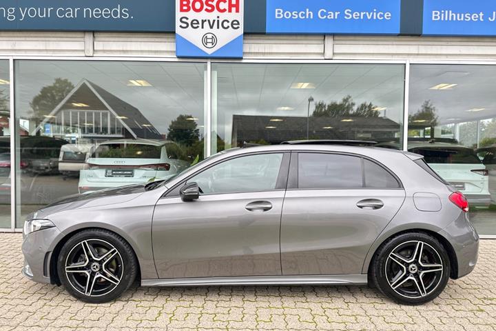 Sort Mercedes A200 fra 2019
