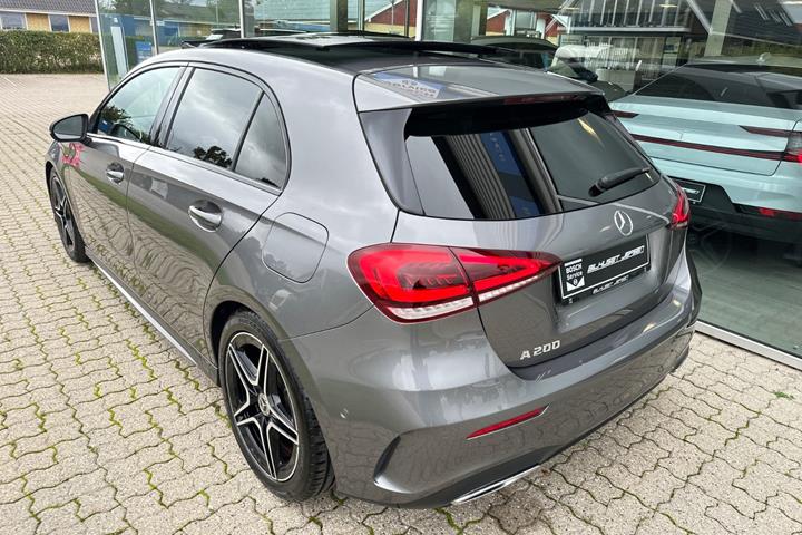 Sort Mercedes A200 fra 2019