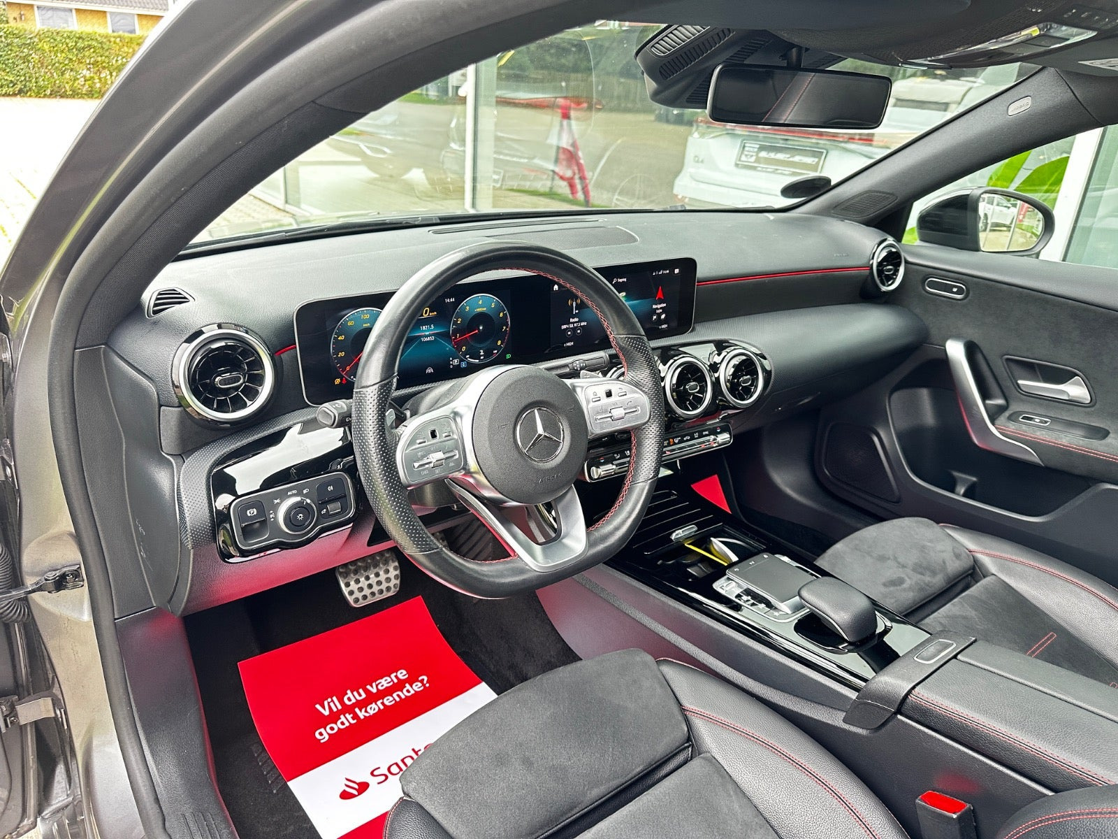 Sort Mercedes A200 fra 2019