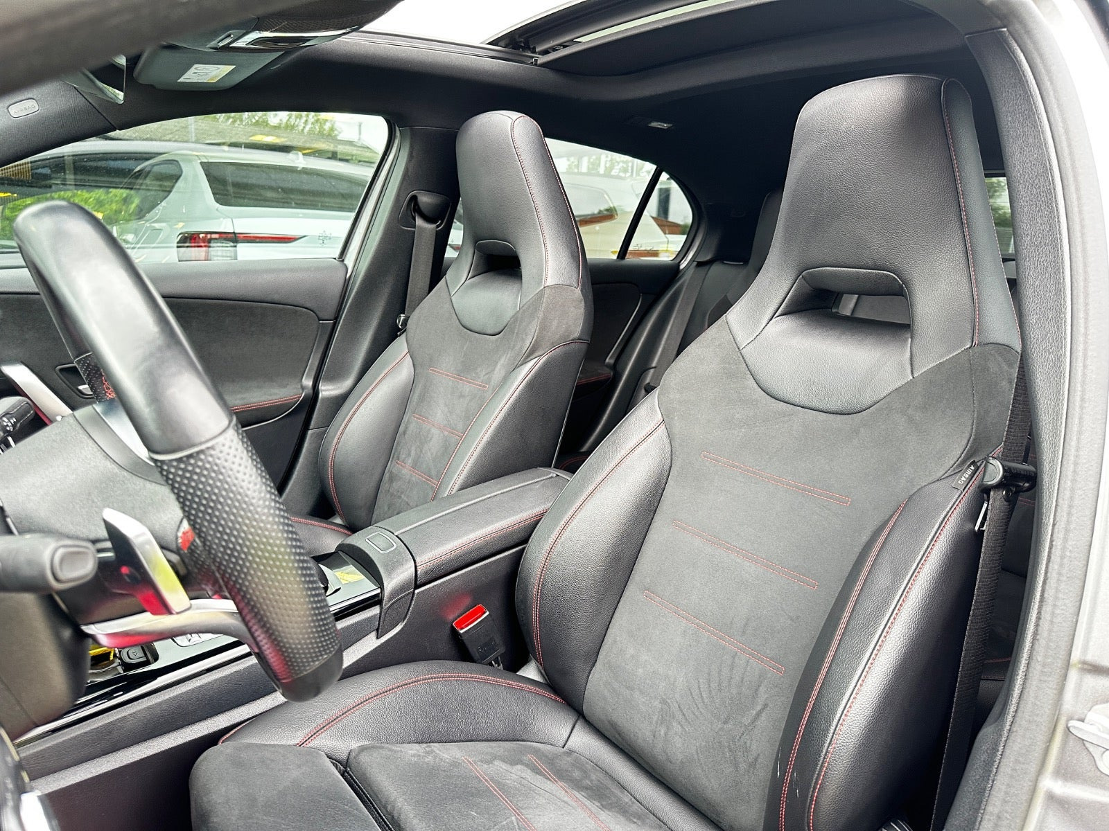 Sort Mercedes A200 fra 2019