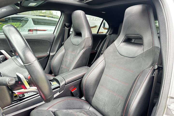 Sort Mercedes A200 fra 2019