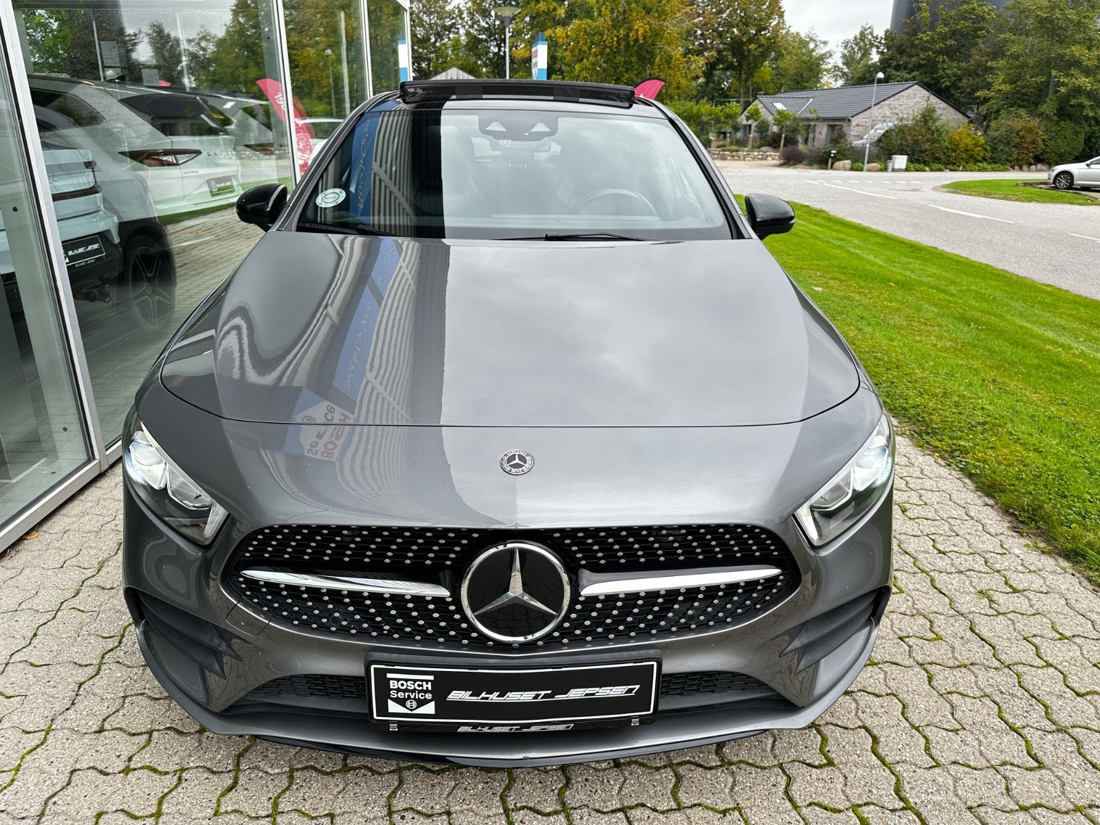 Sort Mercedes A200 fra 2019
