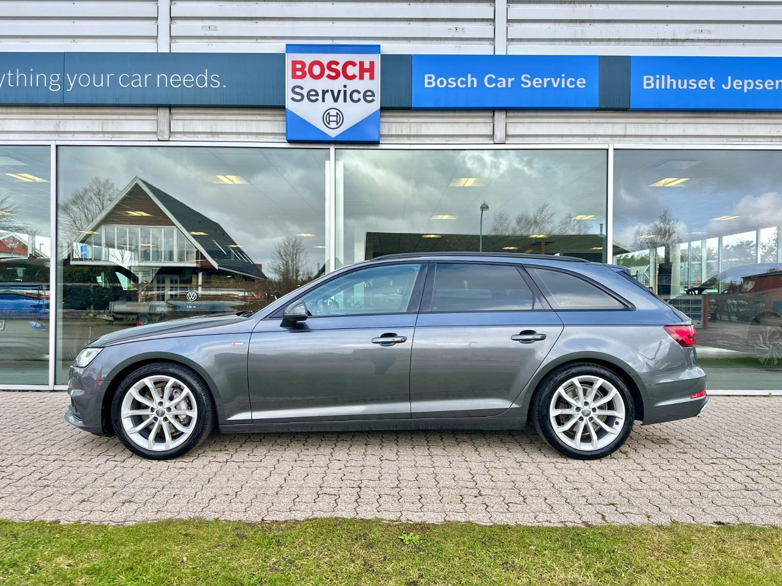 undefined Audi A4 fra 2019