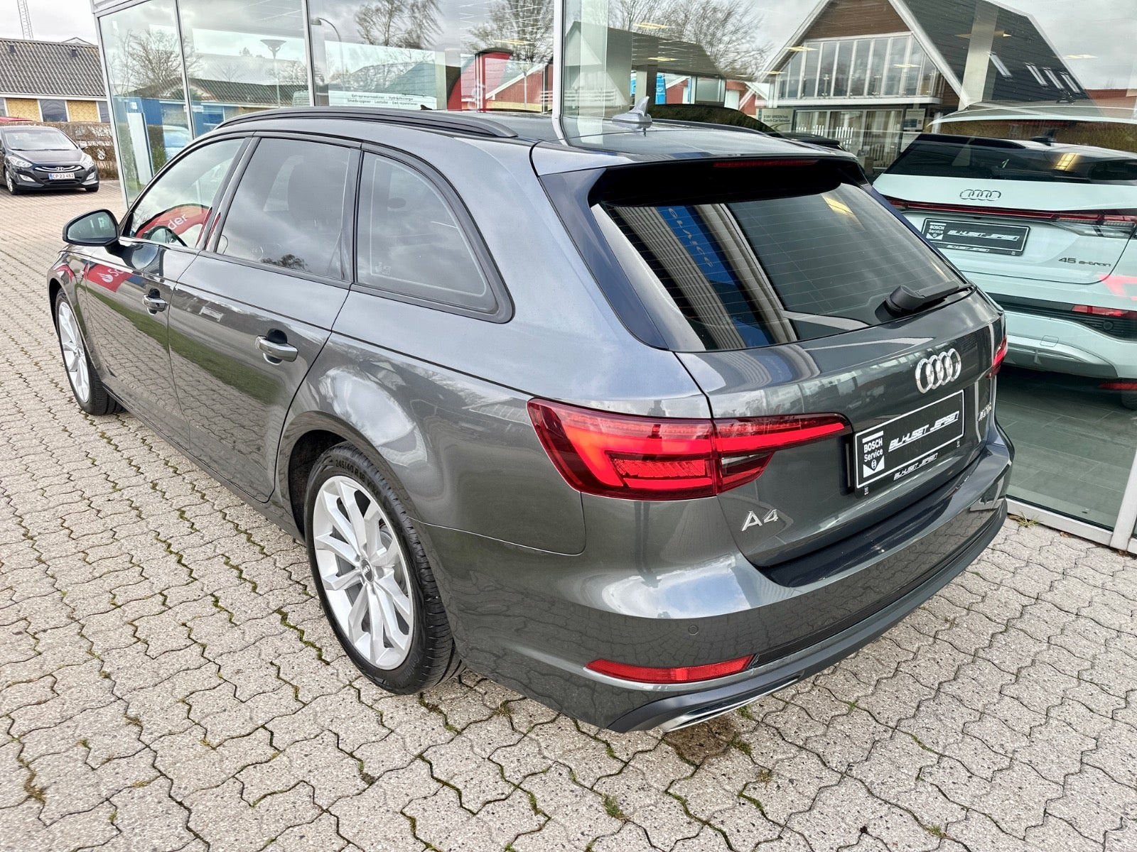 undefined Audi A4 fra 2019