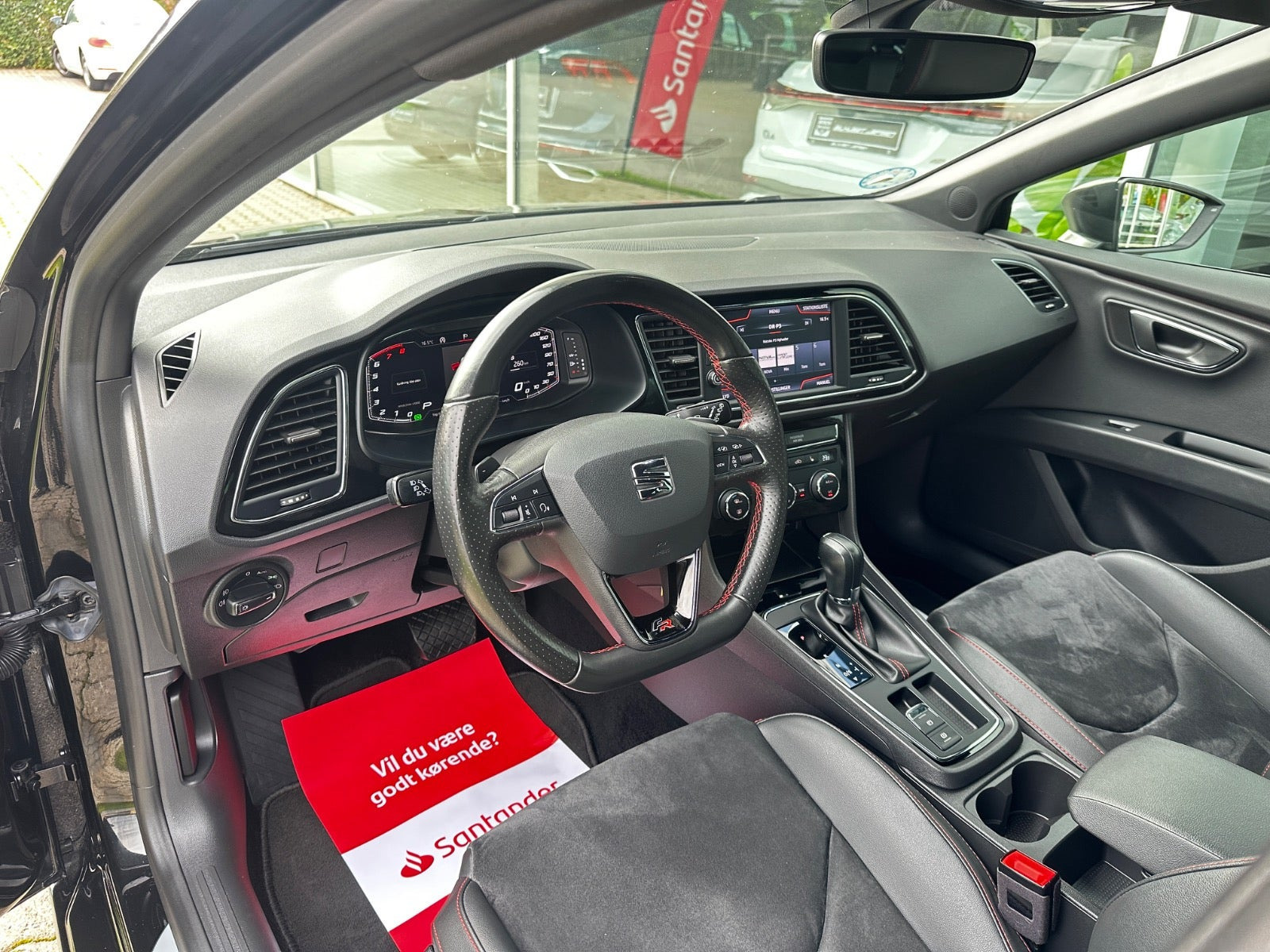 Sort Seat Leon fra 2020