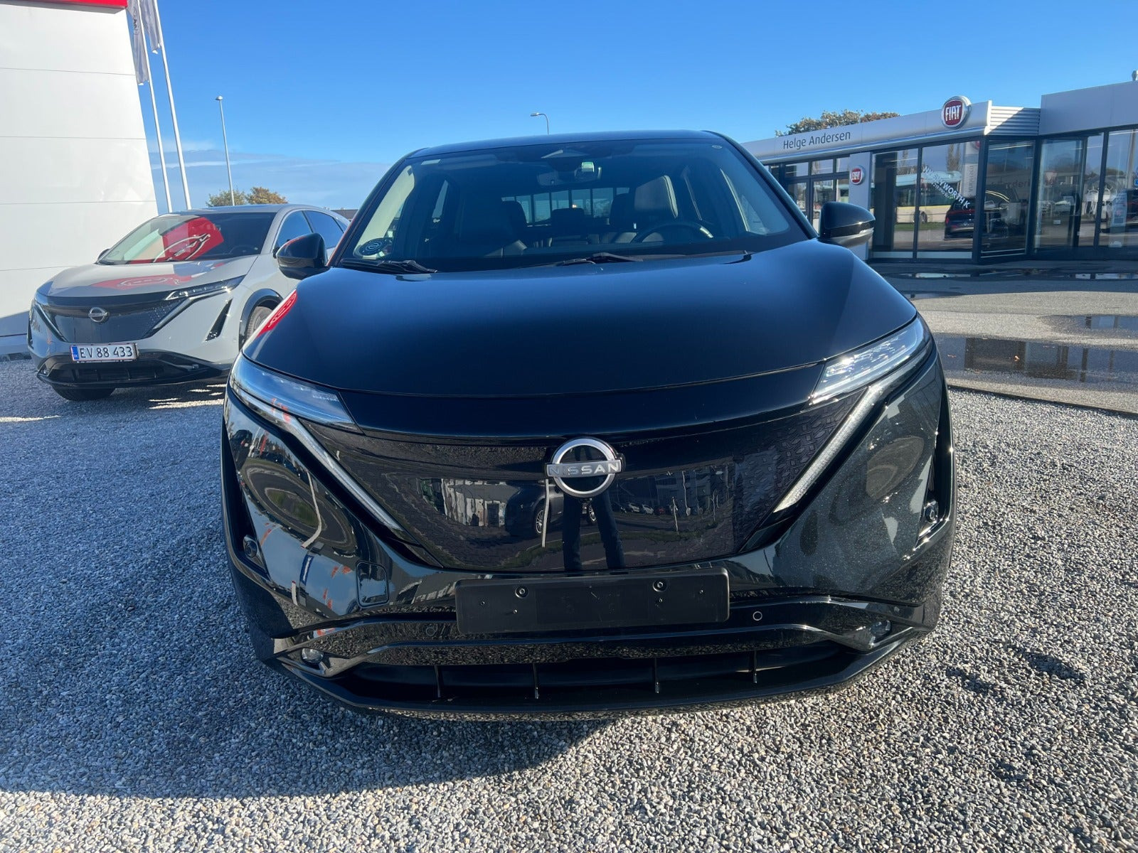Sort Nissan Ariya fra 2022