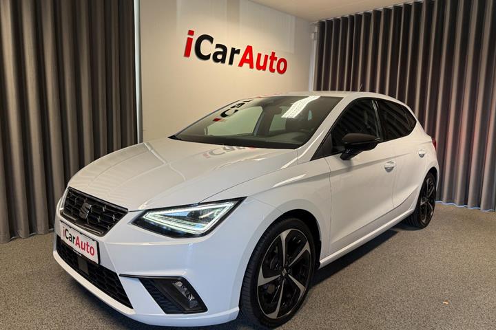 Hvid Seat Ibiza fra 2022