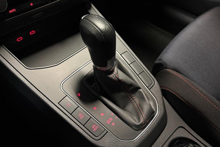 Hvid Seat Ibiza fra 2022