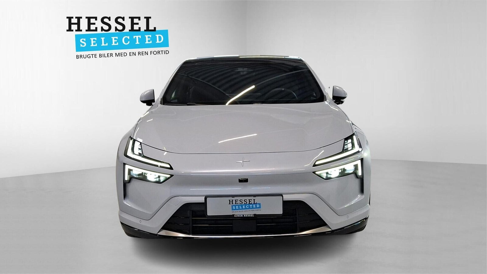 Hvid Polestar 4 fra 2025